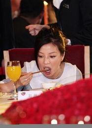 慈善晚宴吃瓜,揭秘明星富豪们的奢华盛宴与公益情怀