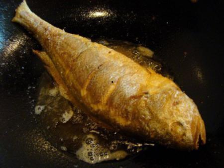 煎鱼吃瓜吗,夏日美食搭配新风尚