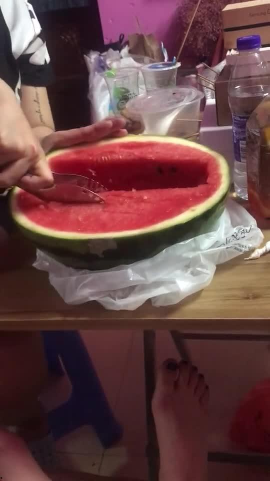 平板基地宿舍吃瓜