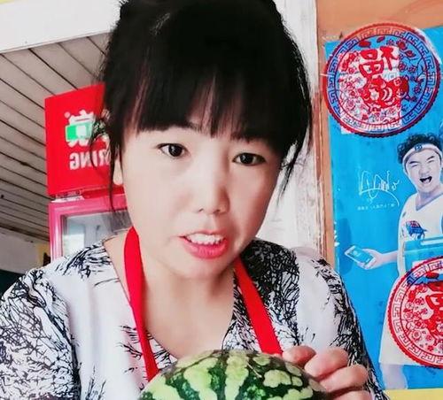 带你吃瓜老板娘视频在线观看,带你领略“带你吃瓜老板娘”视频的魅力瞬间